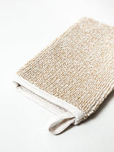 Load image into Gallery viewer, Sasawashi Firm Exfoliating Body Mitten
